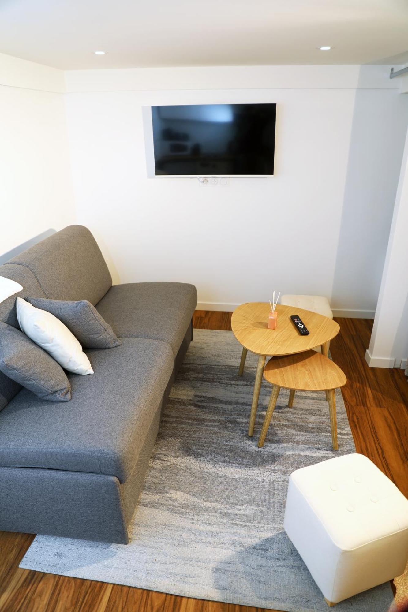 Eiffel Tour - Cosy Maneo Apartment Paris Exterior photo